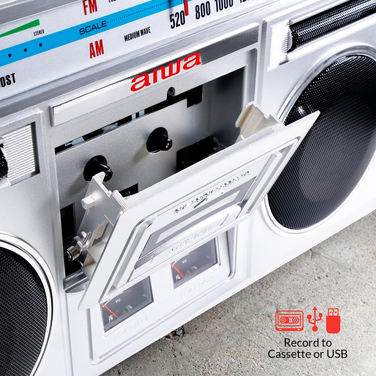 Portable Retro Boombox Bluetooth Speaker with Cassette Player H728653