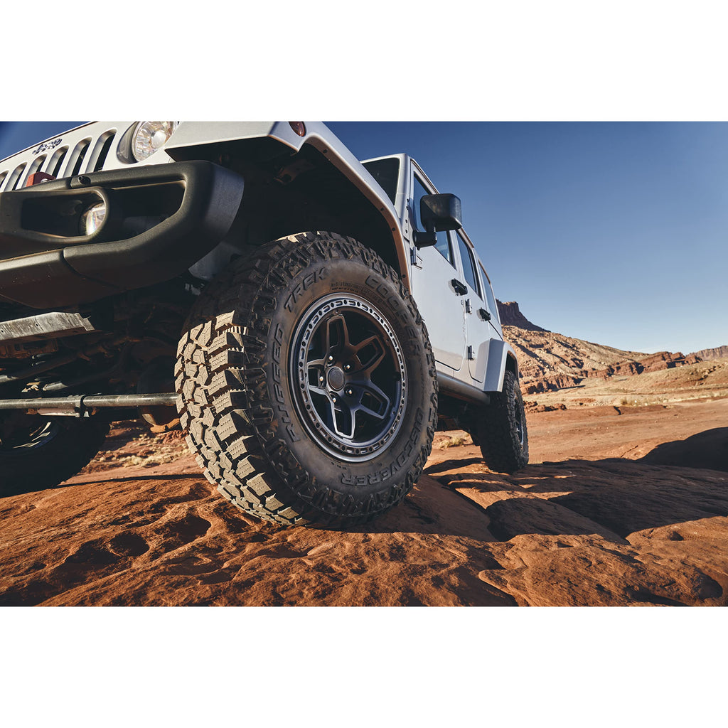 All-Season 275/55R20XL 117T Tire V872